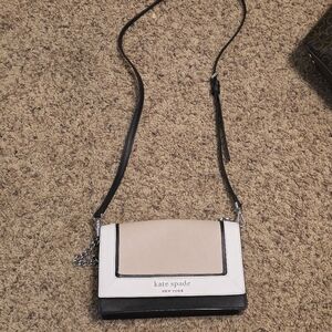Kate Spade Black and White Crossbody Bag with Elegant Design